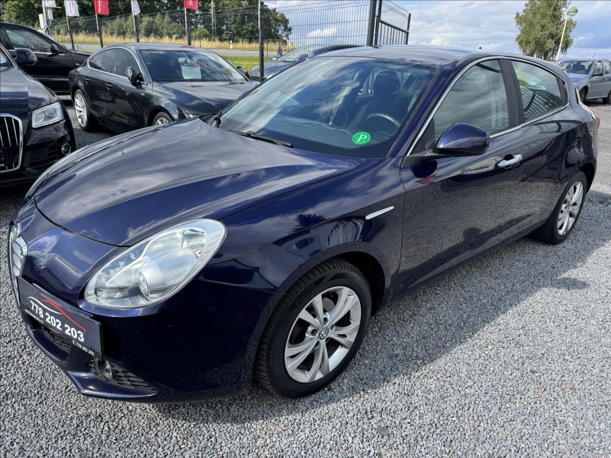 alfa-romeo-giulietta-1-6-mjtd-77kw - 2