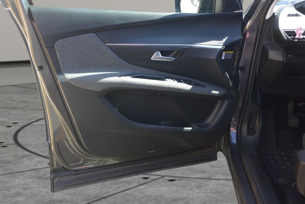 peugeot-3008-1-2-puretech-96kw-dph - 8