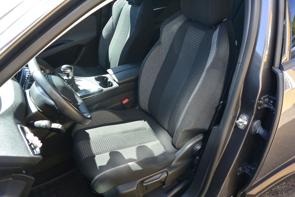 peugeot-3008-1-2-puretech-96kw-dph - 9