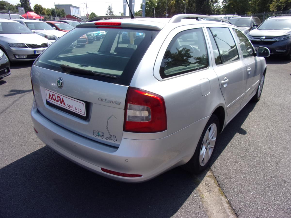 skoda-octavia-1-6-tdi-elegance-odp-dph - 2