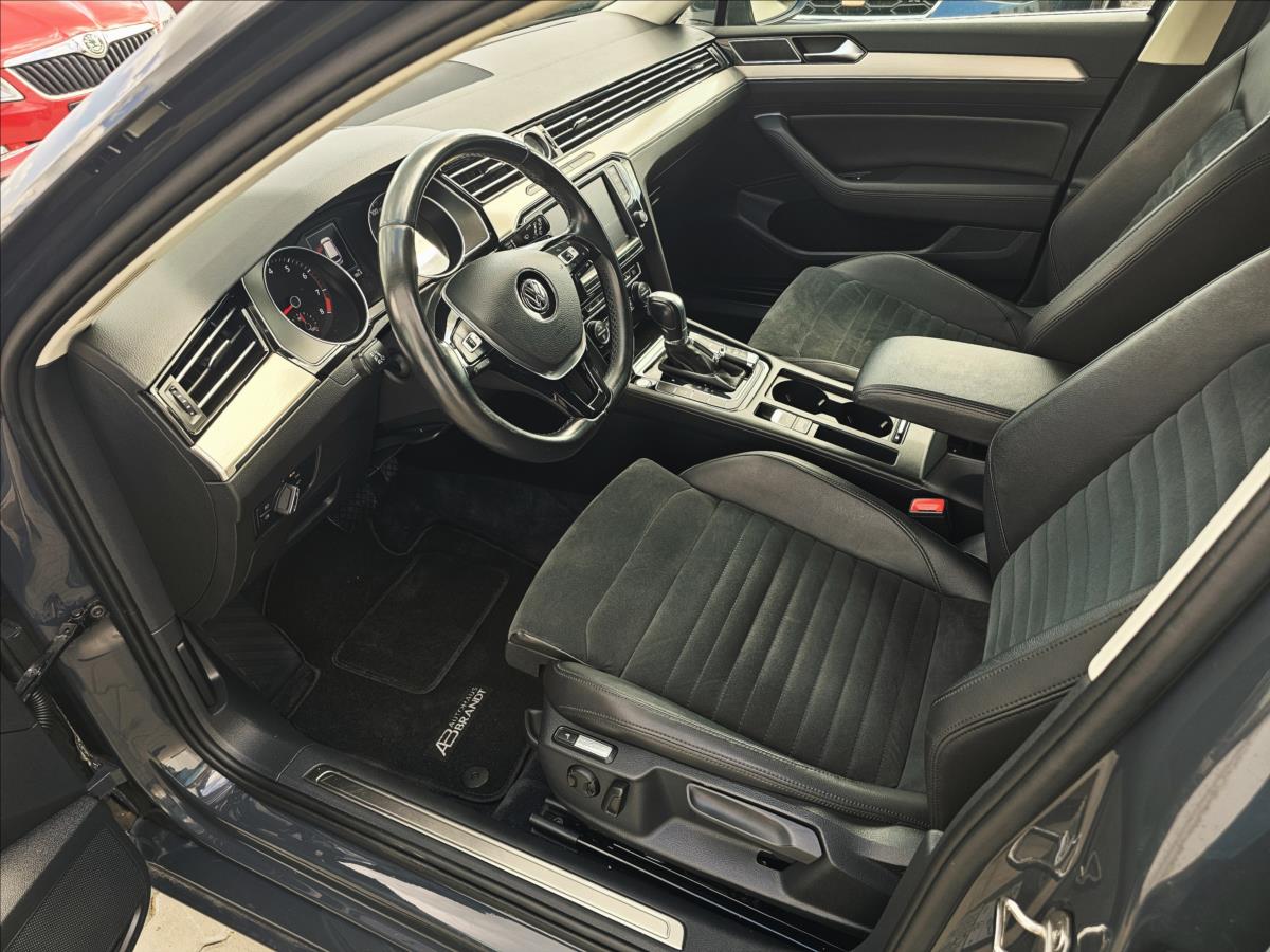 volkswagen-passat-viii-1-4tsi-dsg-highline - 9