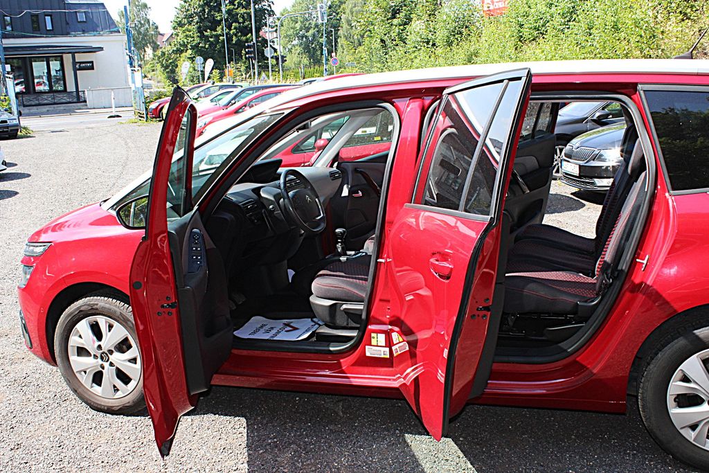 citroen-grand-c4-spacetourer-1-5-96-kw-serv-knizka - 9