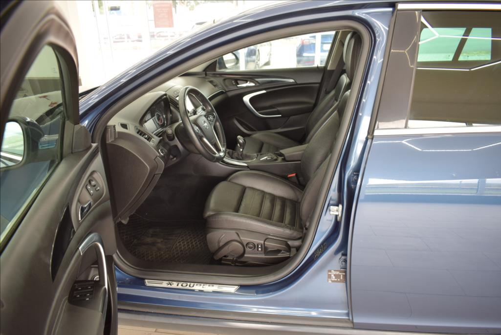 opel-insignia-2-0-ctdi-1-maj-4x4-navi-2xalu - 9