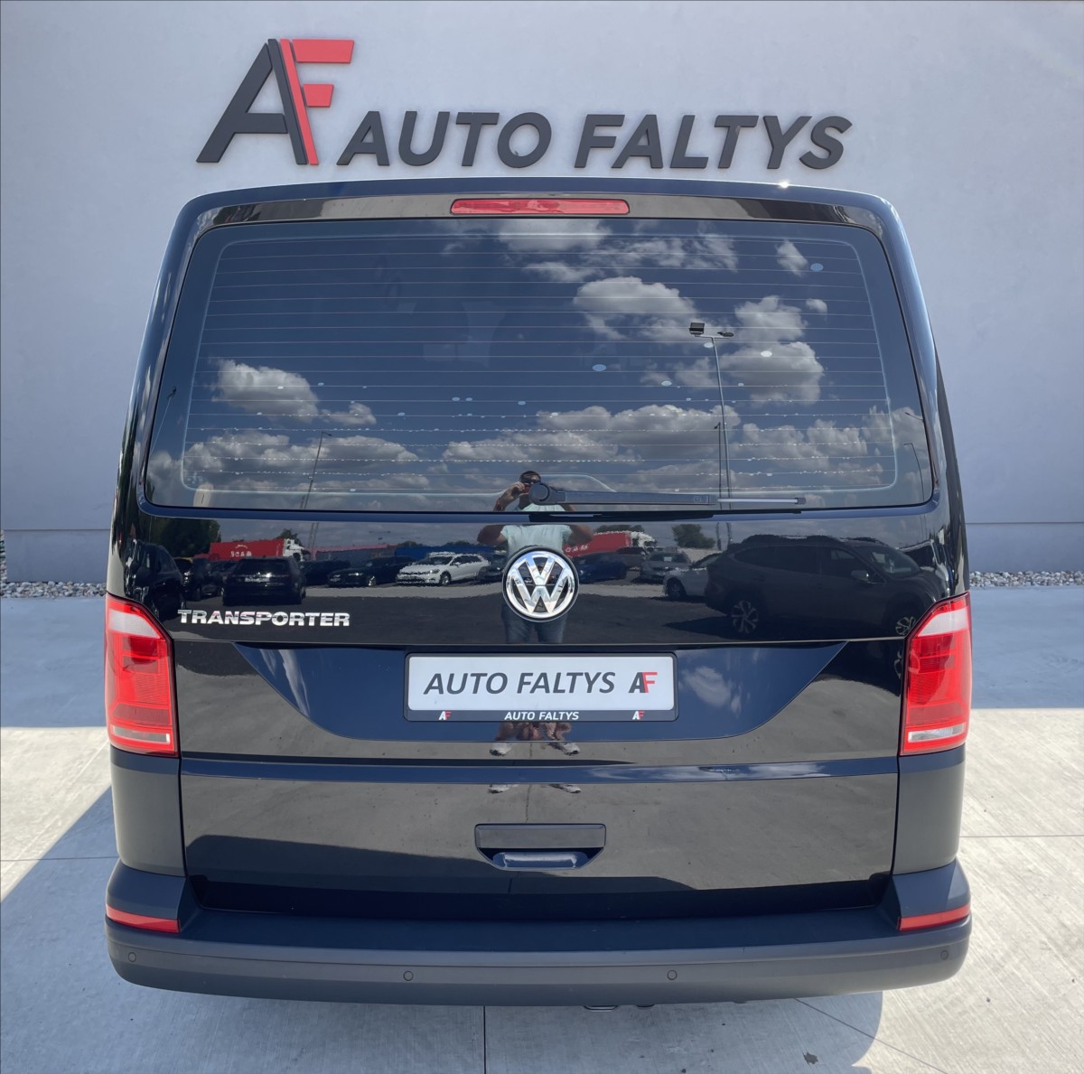 volkswagen-transporter-2-0-tdi-110kw-long-dsg-9-mist - 3
