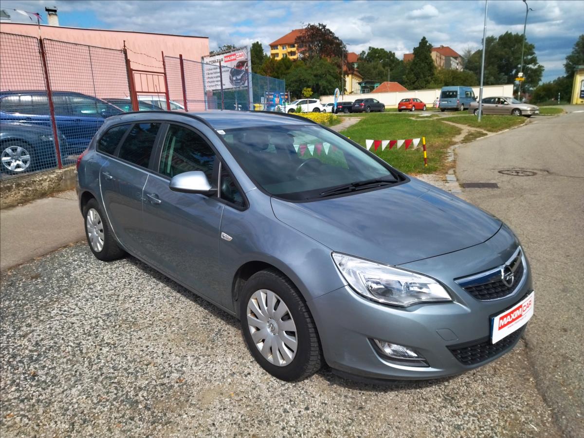 opel-astra-1-4-i-16v-sports-tourer - 2