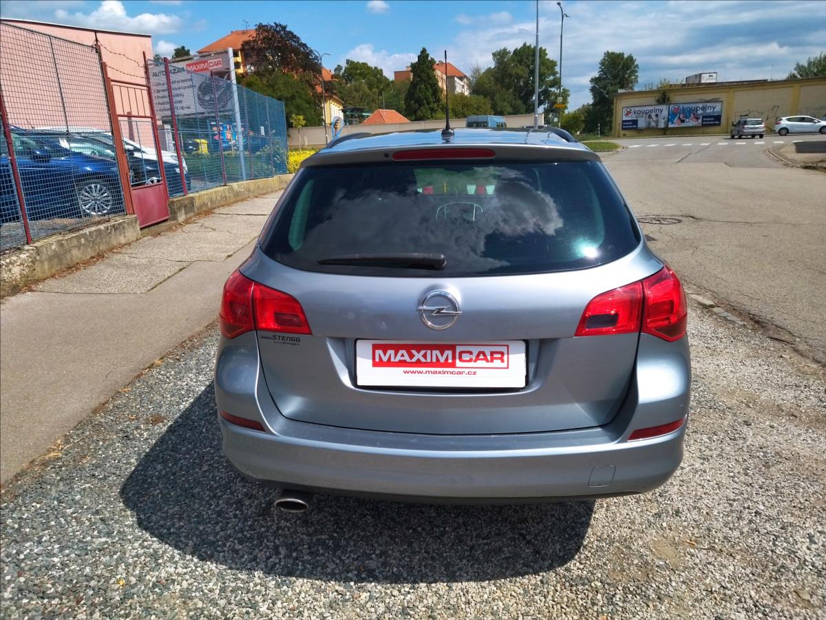 opel-astra-1-4-i-16v-sports-tourer - 5