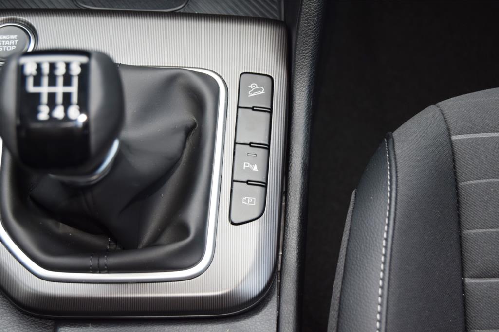 kia-sportage-1-6-tgdi-top - 7