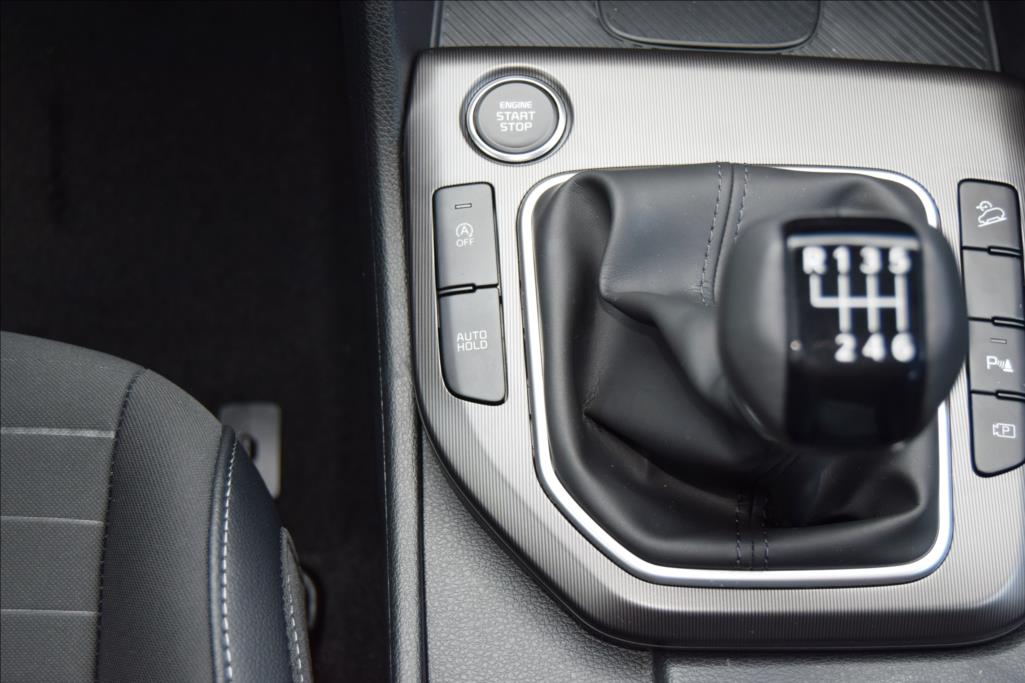 kia-sportage-1-6-tgdi-top - 8