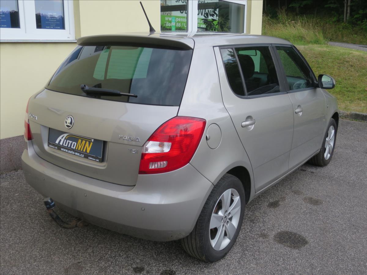 skoda-fabia-1-2-tsi - 2