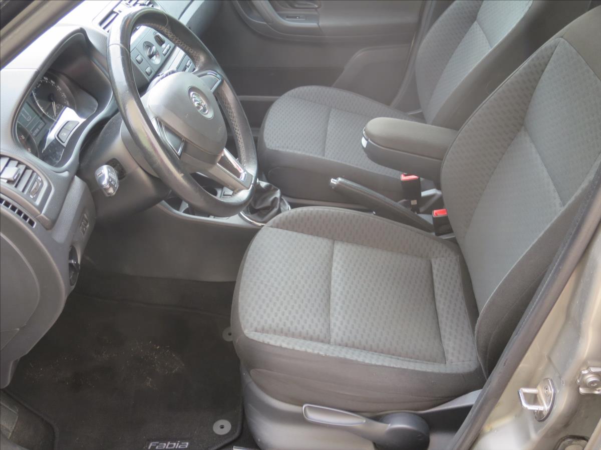 skoda-fabia-1-2-tsi - 6