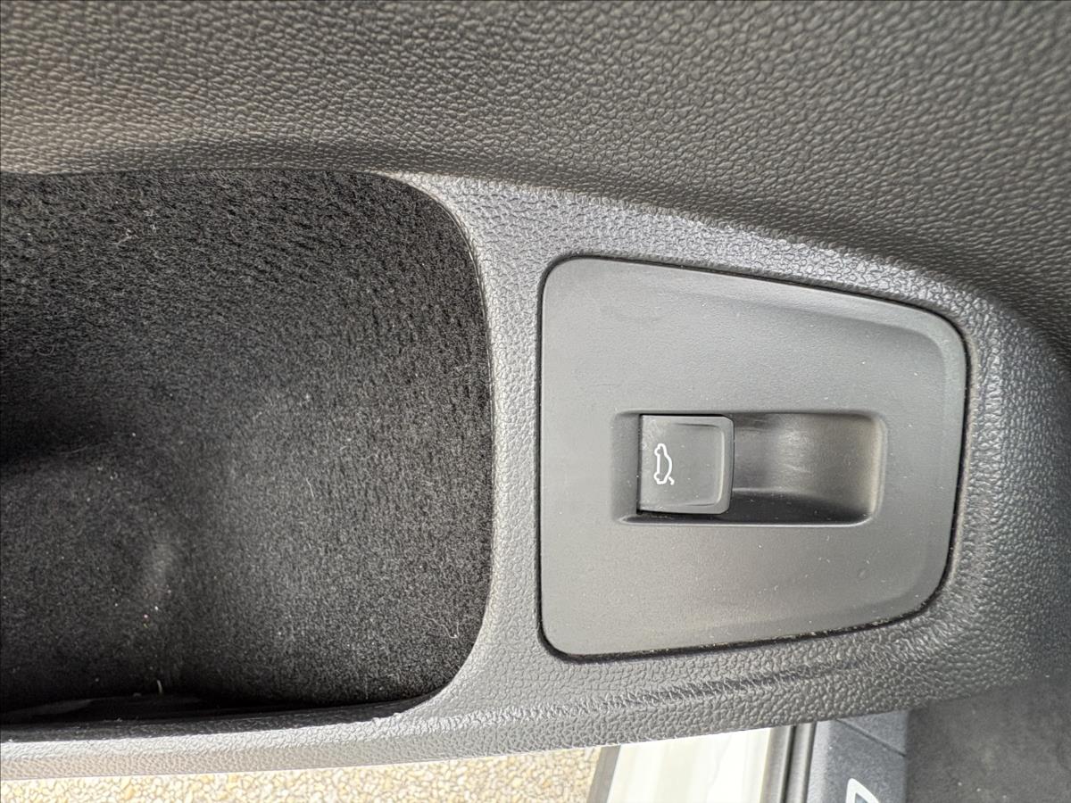 volkswagen-tiguan-allspace-2-0-tdi140kw-4m-pano-led-highl - 4