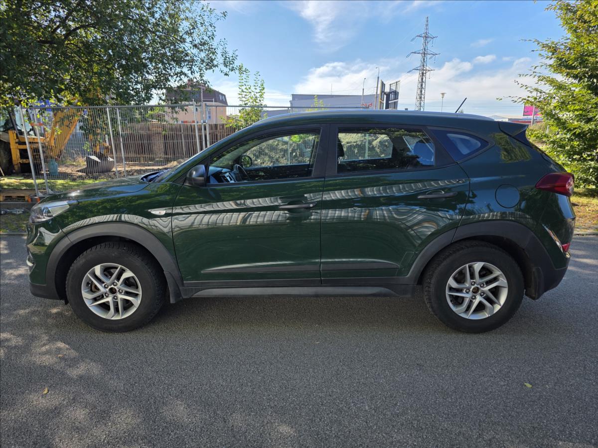 hyundai-tucson-2-0-16v-100kw-4x4-koupeno-v-cr-2-0crdi-16v-100kw-4x4-koupeno - 2