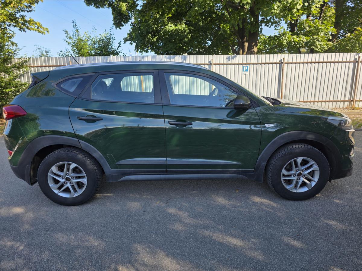 hyundai-tucson-2-0-16v-100kw-4x4-koupeno-v-cr-2-0crdi-16v-100kw-4x4-koupeno - 6