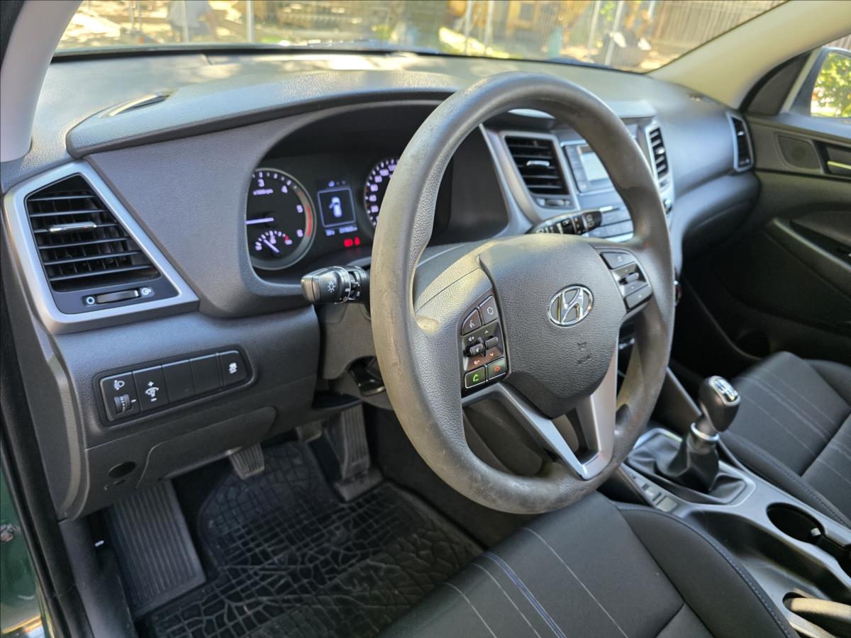 hyundai-tucson-2-0-16v-100kw-4x4-koupeno-v-cr-2-0crdi-16v-100kw-4x4-koupeno - 9