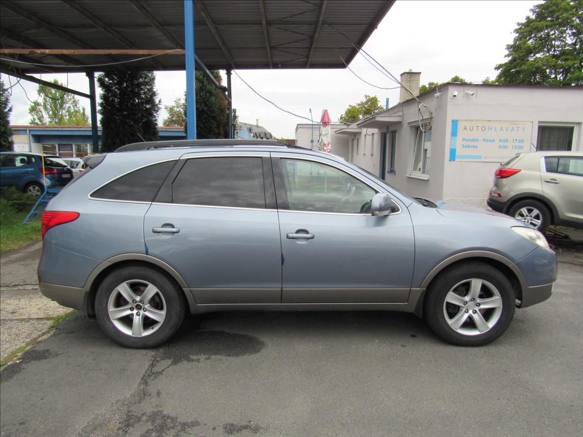hyundai-ix55-3-0-crdi-vymeneny-motor-4x4-automat-7mist - 7