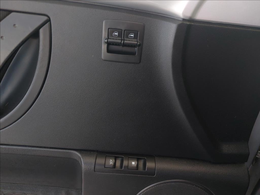 volkswagen-new-beetle-1-9-tdi-tovarne-bez-dpf-klima - 9