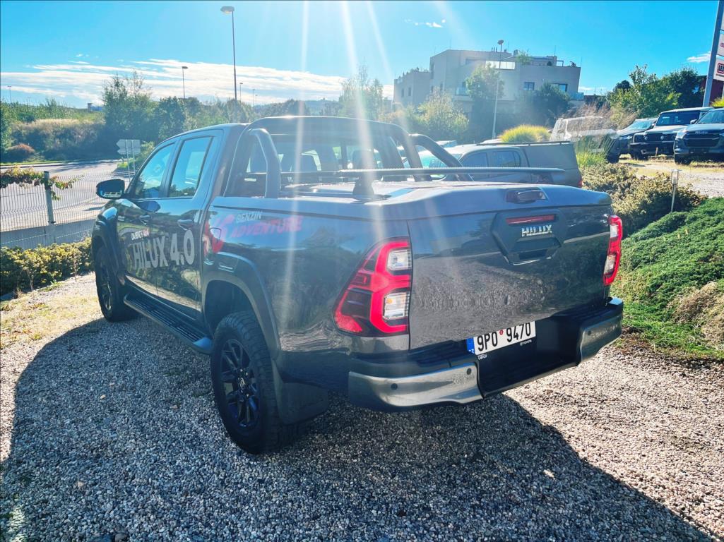 toyota-hilux-4-0-v6-6a-t-advent-demo-dc - 4