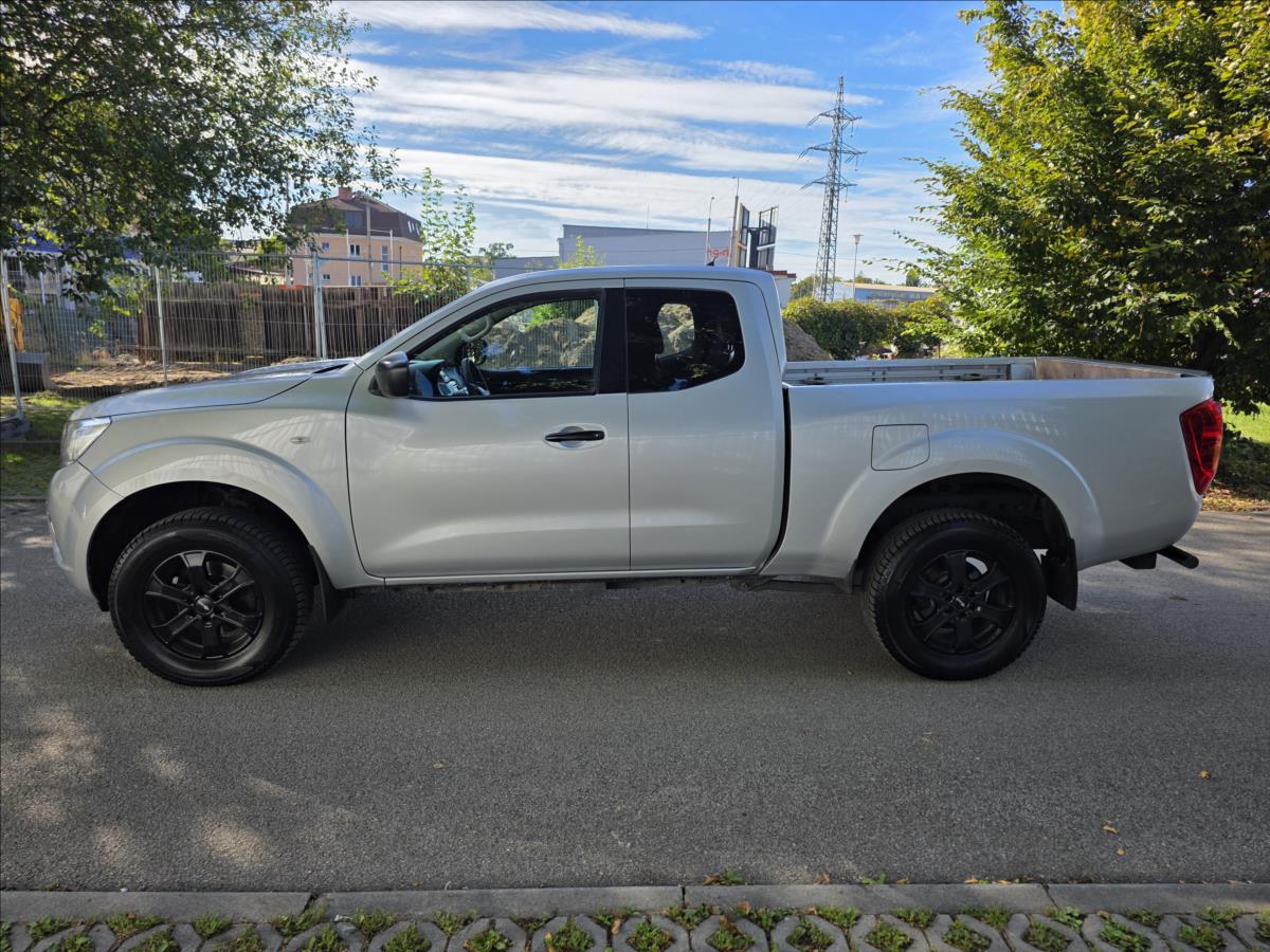 nissan-navara-2-3-120-kw-4x4-1-majitel-dph-2-3dci-120-kw-4x4-1-majitel-dp - 2