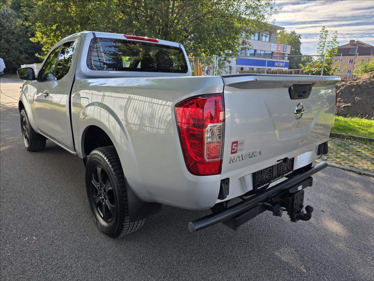 nissan-navara-2-3-120-kw-4x4-1-majitel-dph-2-3dci-120-kw-4x4-1-majitel-dp - 3