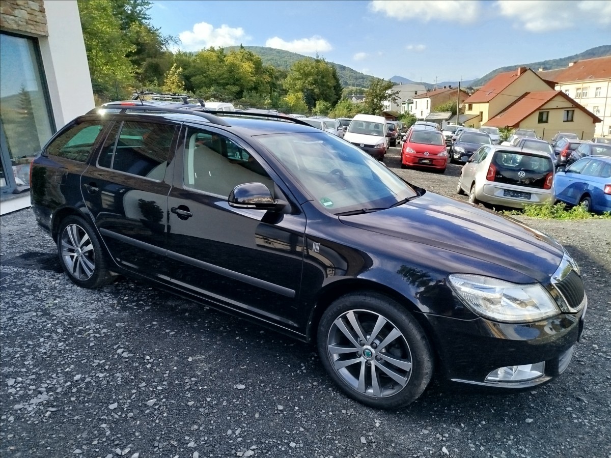 skoda-octavia-1-6-tdi-77kw-tazne-elegance - 7