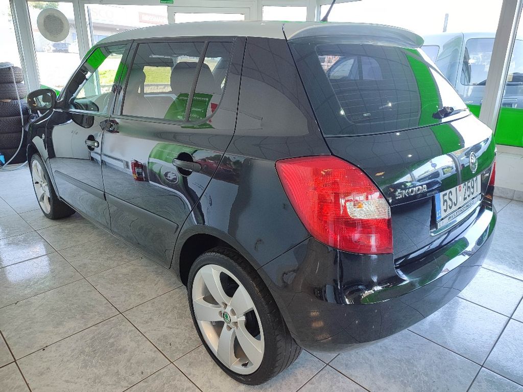 skoda-fabia-1-2htp-44kw-sportlook - 2