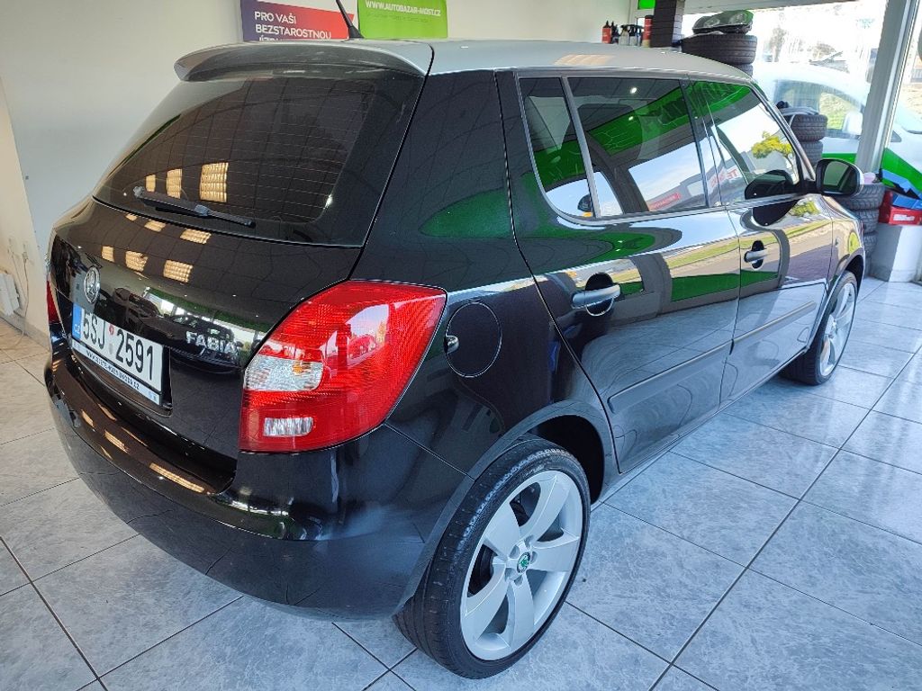 skoda-fabia-1-2htp-44kw-sportlook - 3
