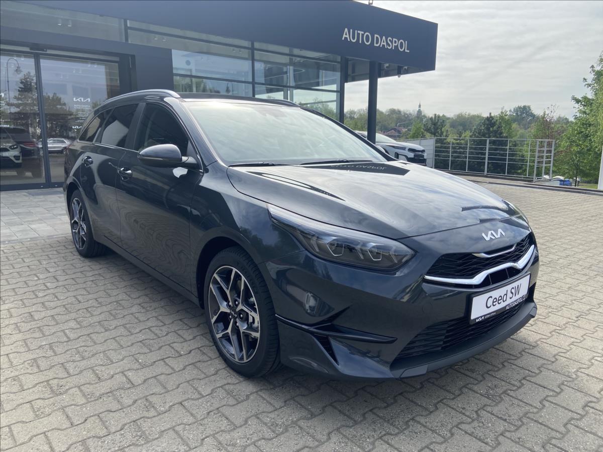 Kia Ceed 1,5 T-GDi 7DCT TOP Bus "ref"  SW