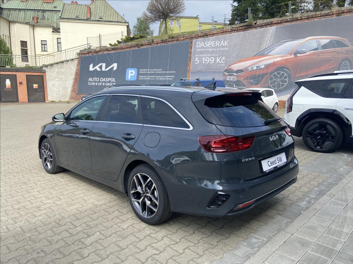 kia-ceed-1-5-t-gdi-7dct-top-bus-ref-sw - 4