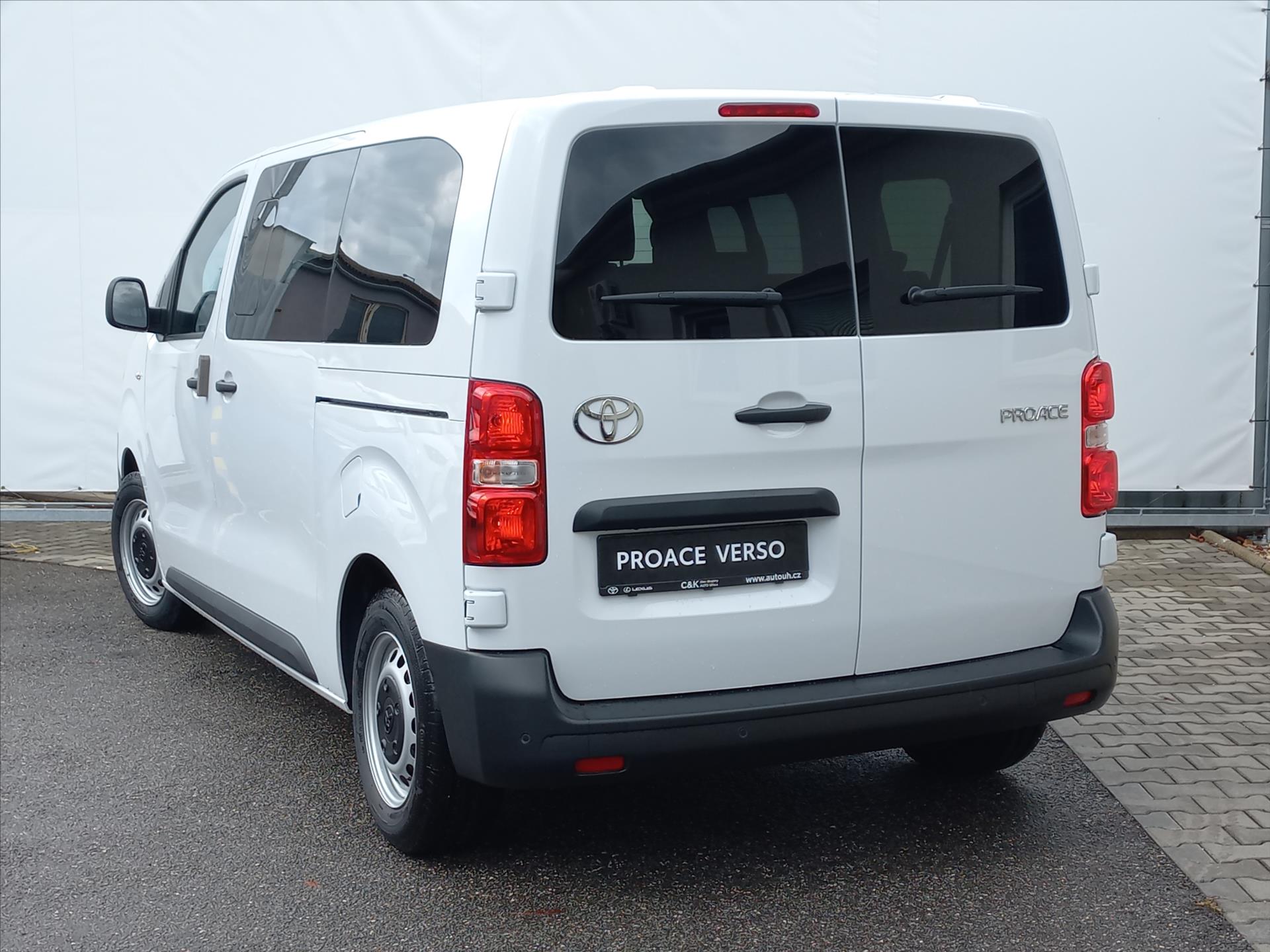 toyota-proace-verso-2-0-diesel144k-6mt-5d-glass-l1-combi-9-mist - 7
