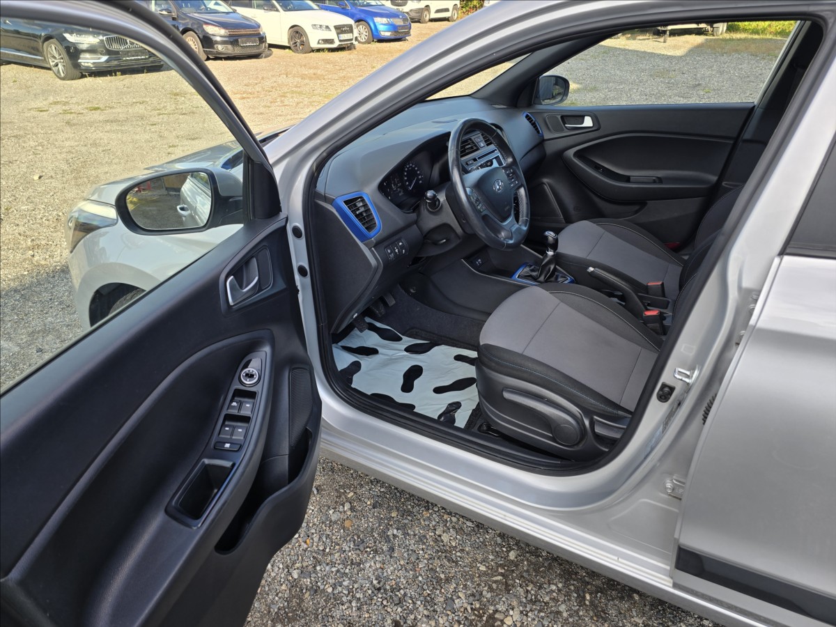hyundai-i20-1-3-i-sport-61-kw-led-tempomat - 8