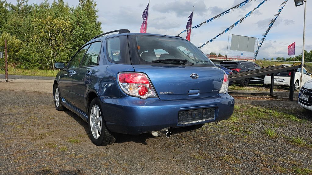 subaru-impreza-1-5i-r-awd-4x4 - 3
