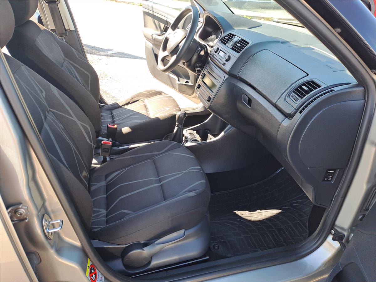 skoda-fabia-1-2-tsi-digiklima-tempomat - 7