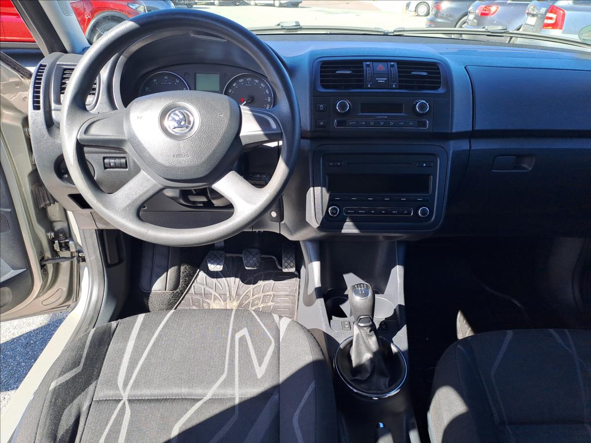 skoda-fabia-1-2-tsi-digiklima-tempomat - 8