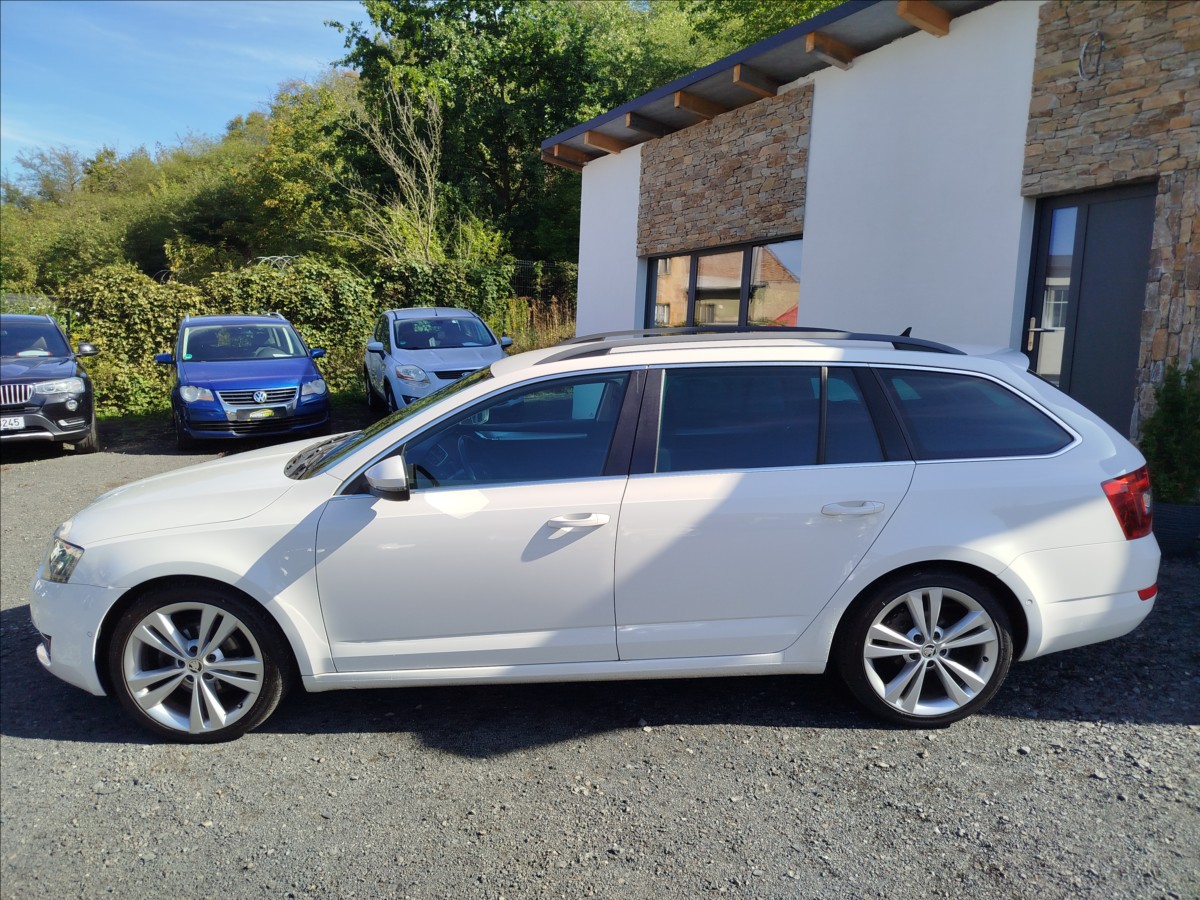 skoda-octavia-2-0-tdi-110kw-elegance - 2