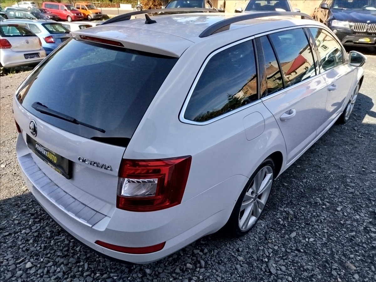 skoda-octavia-2-0-tdi-110kw-elegance - 5