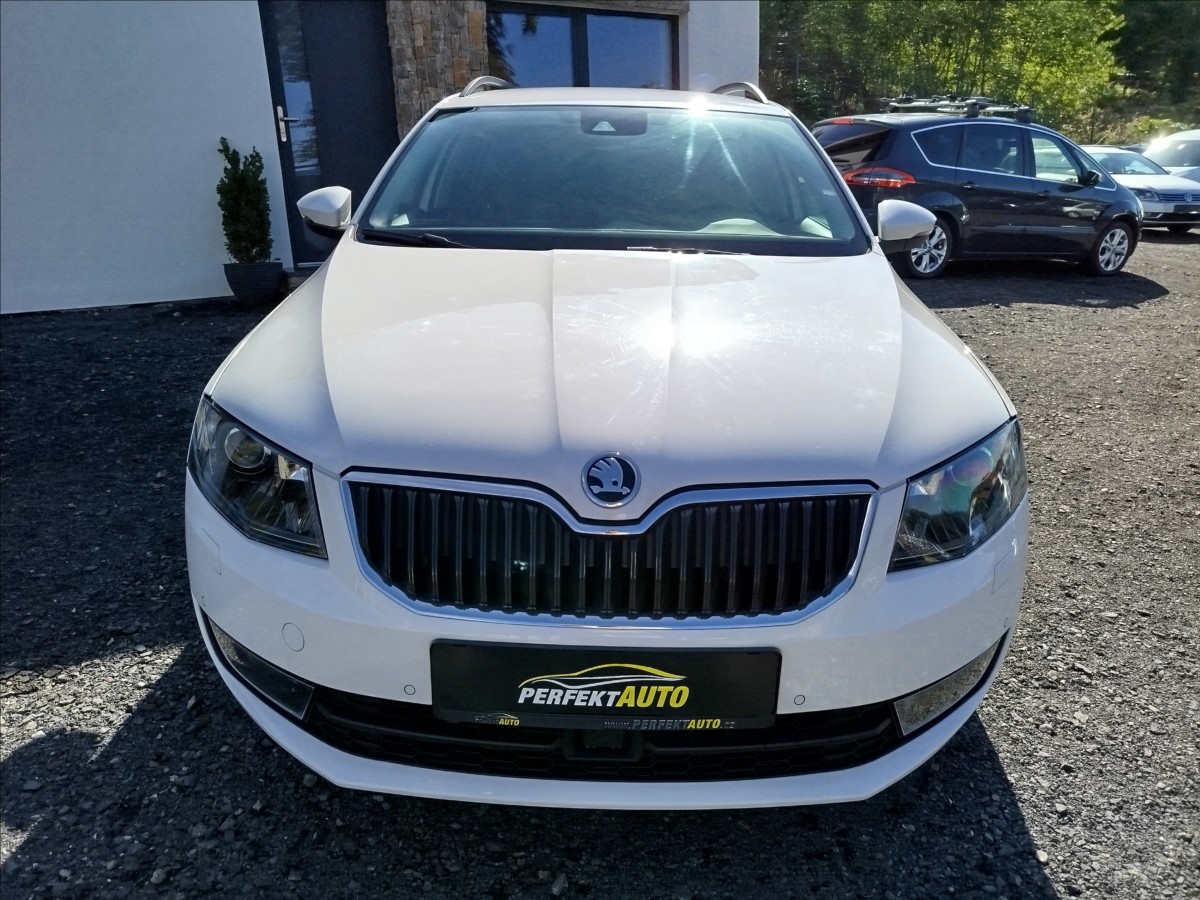 skoda-octavia-2-0-tdi-110kw-elegance - 8