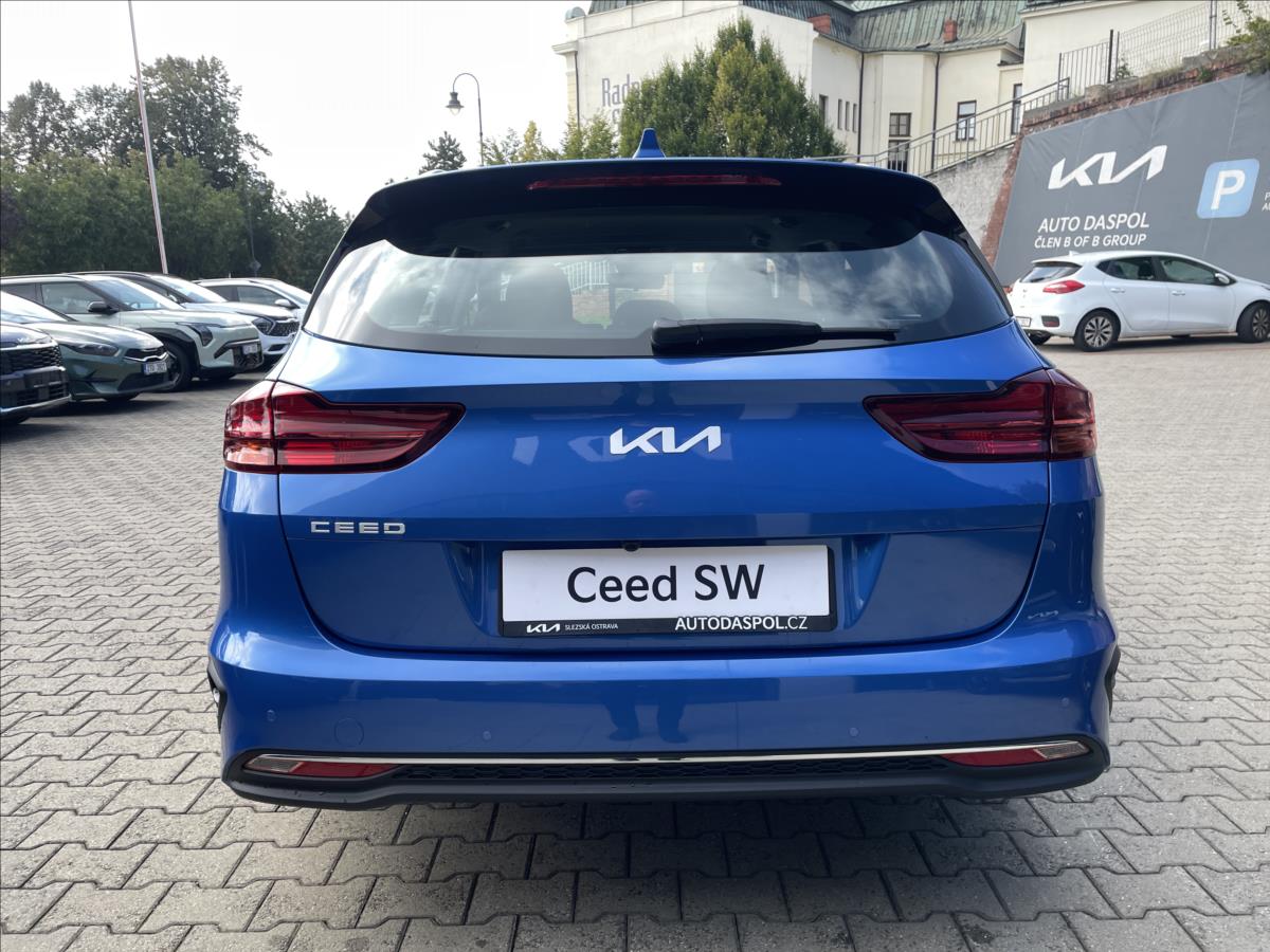 kia-ceed-1-5-t-gdi-7dct-spin-ref-sw - 3