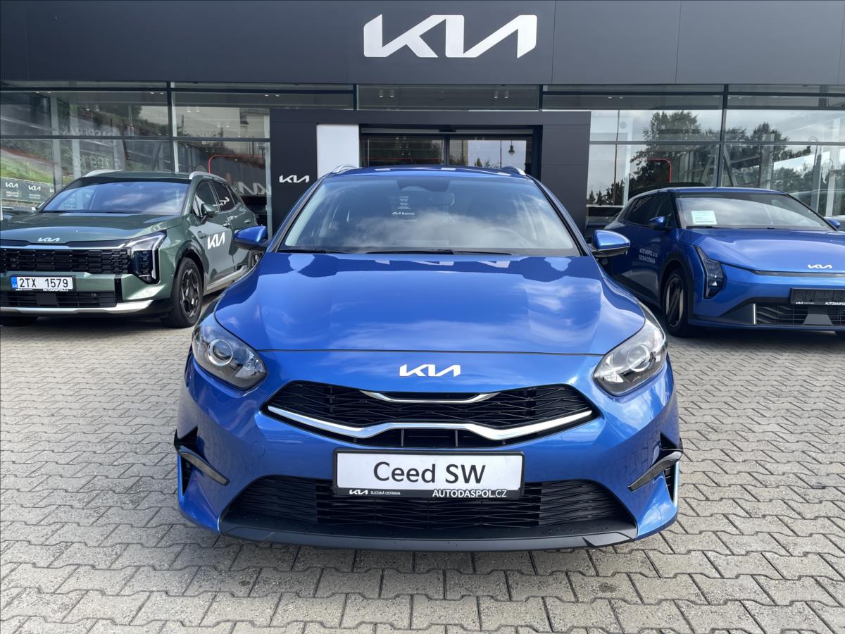 kia-ceed-1-5-t-gdi-7dct-spin-ref-sw - 7