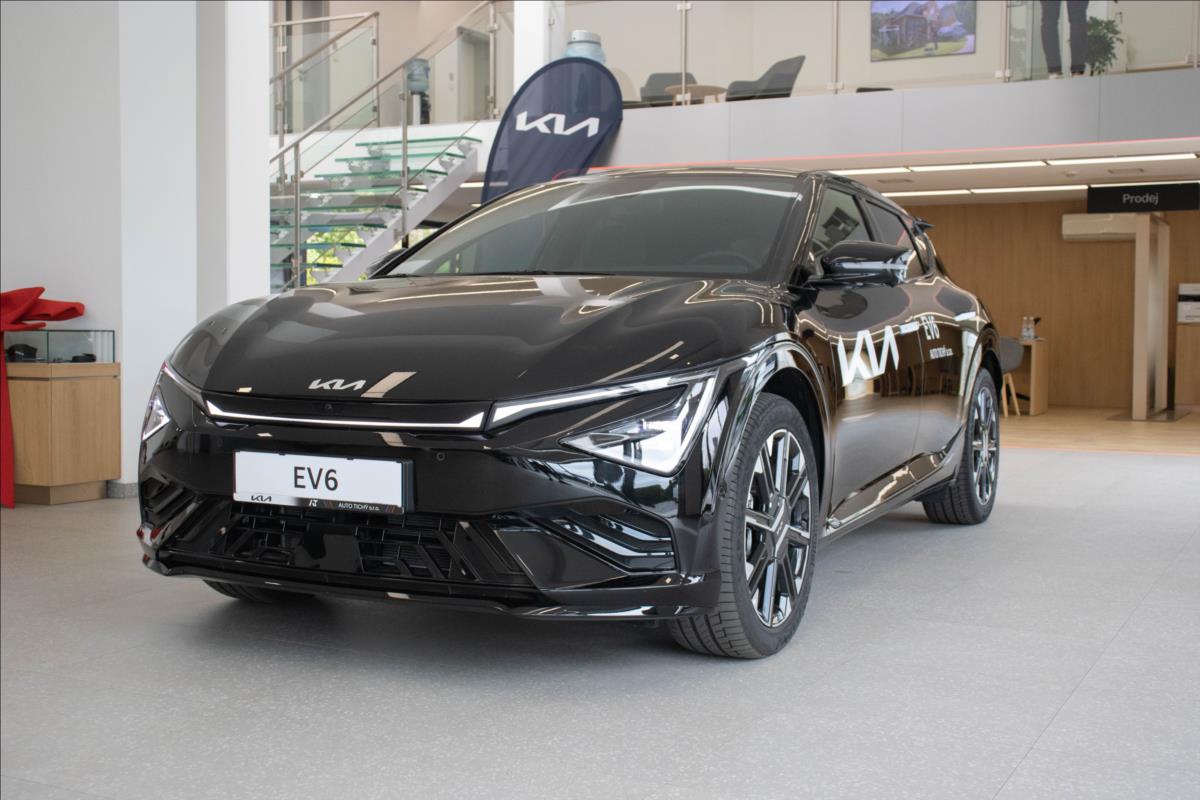 Kia EV6 0,0 EV6 CV Synchronní AC elektromotor 4x4 GT-LINE