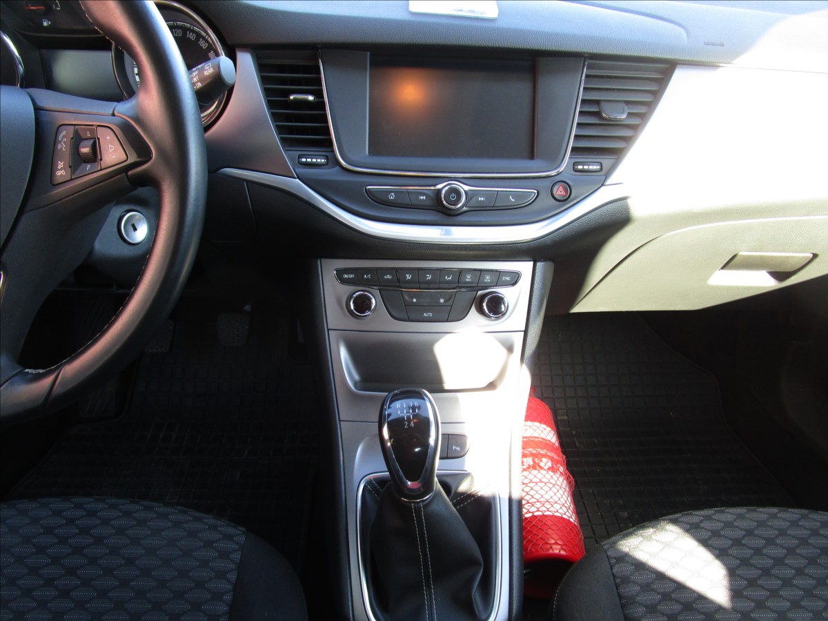 opel-astra-1-0-turbo-aut-klima-2-maj - 8
