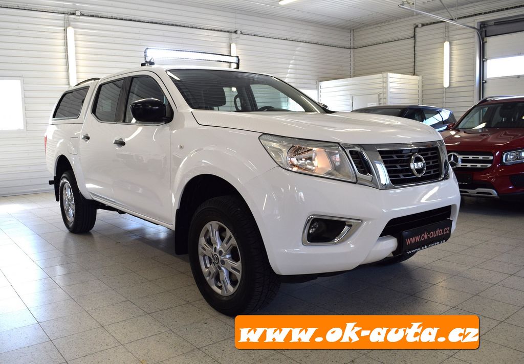 nissan-navara-2-3dci-double-cab-hardtop-2021 - 9