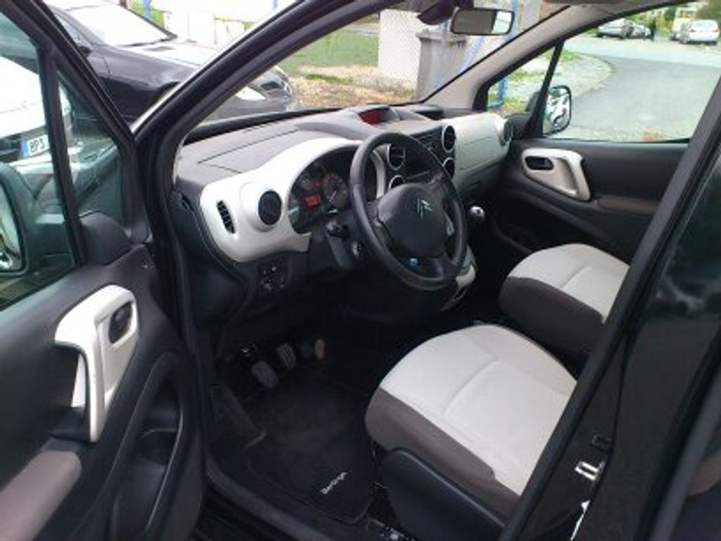 citroen-berlingo-multispace-1-6-hdi-84-kw - 9