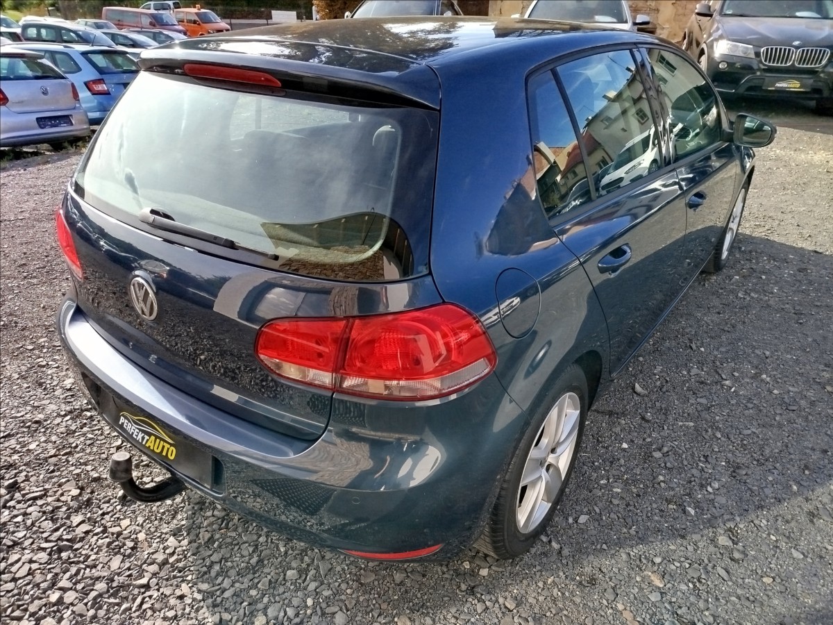 volkswagen-golf-2-0-tdi-1-majitel - 5