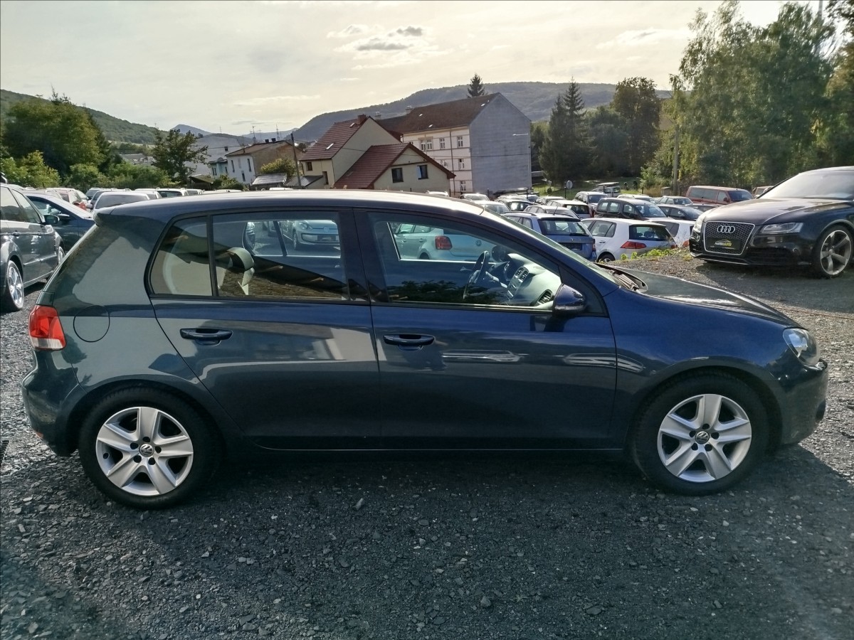 volkswagen-golf-2-0-tdi-1-majitel - 6