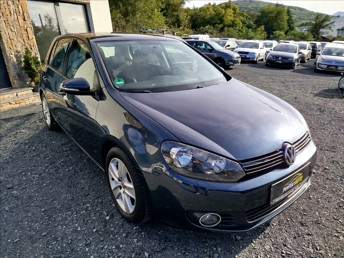 volkswagen-golf-2-0-tdi-1-majitel - 8