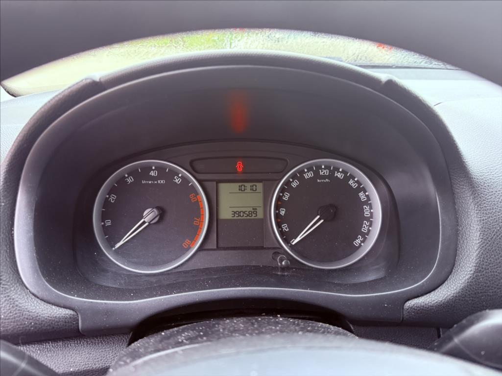 skoda-fabia-1-2 - 5