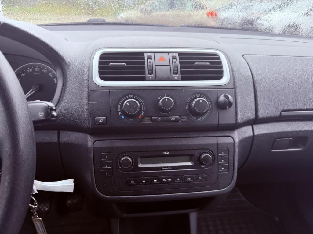 skoda-fabia-1-2 - 6