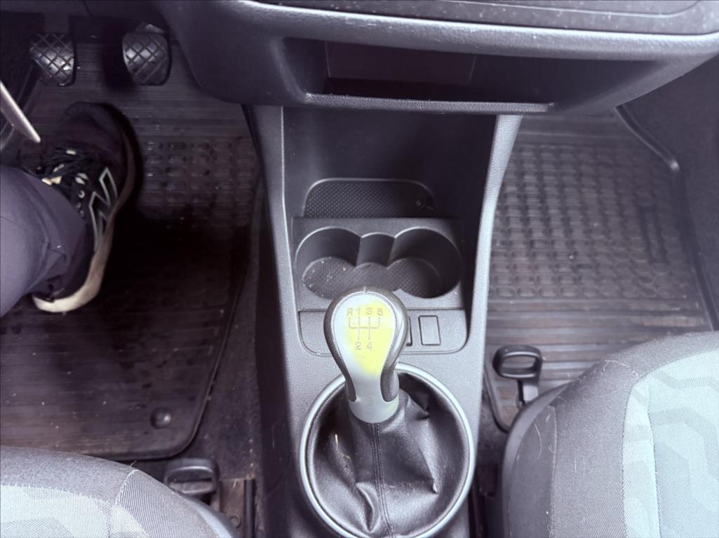 skoda-fabia-1-2 - 8