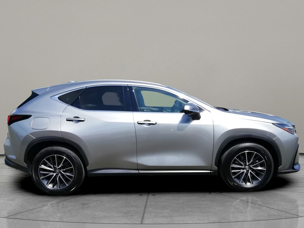 lexus-prestige-2-5-phev-4x4 - 2