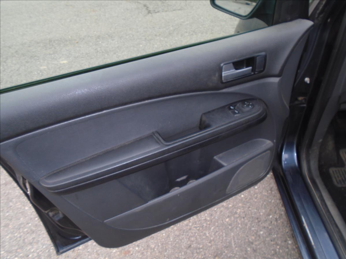 ford-c-max-1-8-duratec-trend-1-8-benzin-92kw - 7